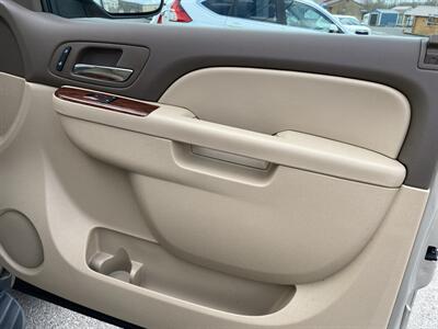 2013 Chevrolet Suburban LT   - Photo 20 - Morgantown, WV 26505