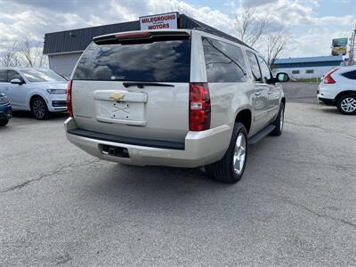 2013 Chevrolet Suburban LT   - Photo 5 - Morgantown, WV 26505