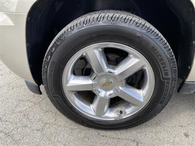 2013 Chevrolet Suburban LT   - Photo 9 - Morgantown, WV 26505