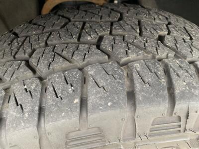 2017 Chevrolet Tahoe Premier   - Photo 10 - Morgantown, WV 26505