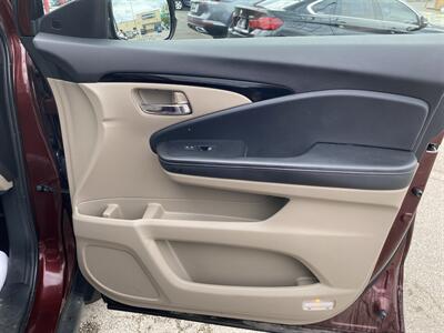 2020 Honda Ridgeline RTL-E   - Photo 20 - Morgantown, WV 26505