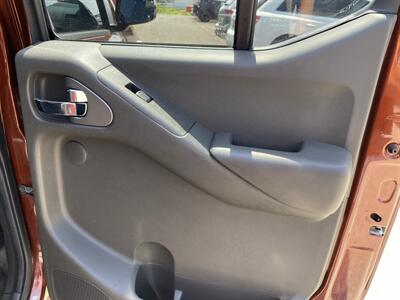 2016 Nissan Frontier SV   - Photo 17 - Morgantown, WV 26505