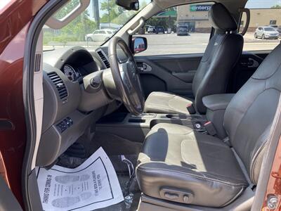2016 Nissan Frontier SV   - Photo 11 - Morgantown, WV 26505