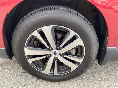 2018 Subaru Outback 3.6R Limited   - Photo 9 - Morgantown, WV 26505