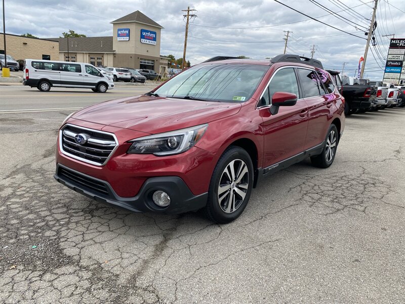 2018 Subaru Outback 3.6R Limited   - Photo 1 - Morgantown, WV 26505
