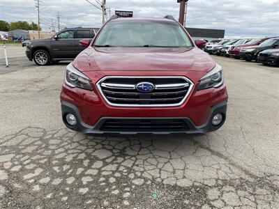 2018 Subaru Outback 3.6R Limited   - Photo 2 - Morgantown, WV 26505