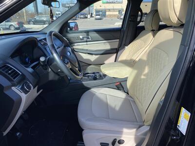 2019 Ford Explorer XLT   - Photo 13 - Morgantown, WV 26505