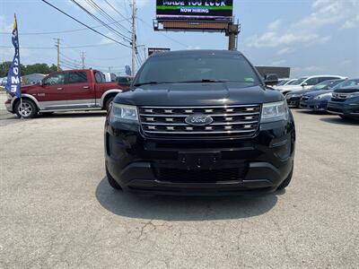 2017 Ford Explorer   - Photo 2 - Morgantown, WV 26505