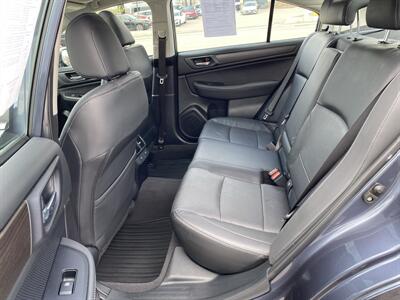 2017 Subaru Legacy 2.5i Limited   - Photo 14 - Morgantown, WV 26505