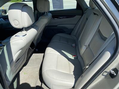 2014 Cadillac XTS Platinum Collection - Photo 13 - Morgantown, WV 26505
