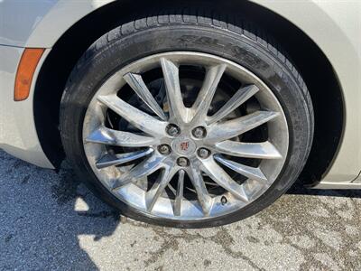 2014 Cadillac XTS Platinum Collection - Photo 9 - Morgantown, WV 26505