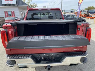 2020 GMC Sierra 1500 SLT   - Photo 18 - Morgantown, WV 26505