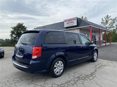 2017 Dodge Grand Caravan SE Plus - Photo 5 - Morgantown, WV 26505