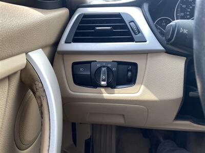 2015 BMW 320i xDrive - Photo 23 - Morgantown, WV 26505