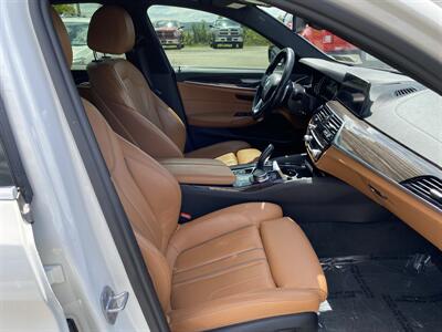 2017 BMW 540i xDrive   - Photo 18 - Morgantown, WV 26505