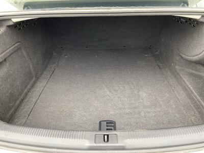 2013 Audi A4 2.0T quattro Premium - Photo 16 - Morgantown, WV 26505