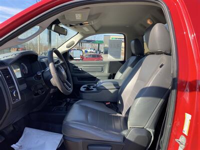 2016 RAM 3500 Tradesman   - Photo 11 - Morgantown, WV 26505