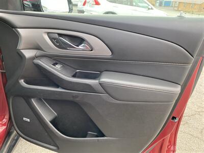 2020 Chevrolet Traverse LT Leather   - Photo 21 - Morgantown, WV 26505