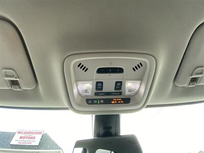 2020 Chevrolet Traverse LT Leather   - Photo 23 - Morgantown, WV 26505
