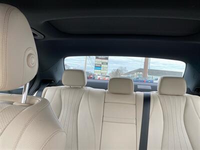 2017 Mercedes-Benz E 300 4MATIC   - Photo 29 - Morgantown, WV 26505