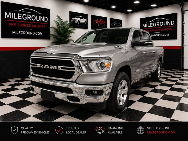 2019 RAM 1500 Big Horn/Lone Star 4x4 Crew Cab 5'7's photo