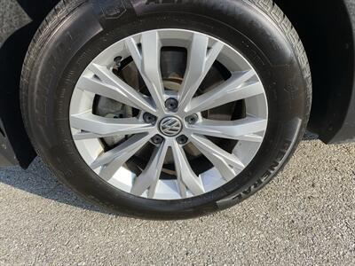 2018 Volkswagen Tiguan 2.0T SE 4Motion - Photo 10 - Morgantown, WV 26505