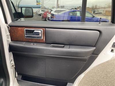 2017 Lincoln Navigator Select   - Photo 17 - Morgantown, WV 26505