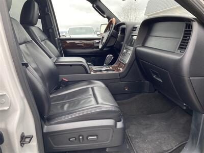 2017 Lincoln Navigator Select   - Photo 18 - Morgantown, WV 26505