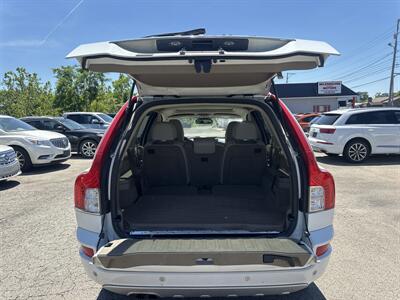 2013 Volvo XC90 3.2 - Photo 8 - Morgantown, WV 26505