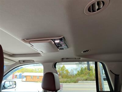 2018 Chevrolet Tahoe Premier   - Photo 16 - Morgantown, WV 26505