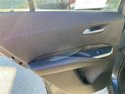 2019 Cadillac XT4 Sport   - Photo 14 - Morgantown, WV 26505