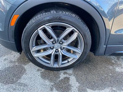 2019 Cadillac XT4 Sport   - Photo 9 - Morgantown, WV 26505