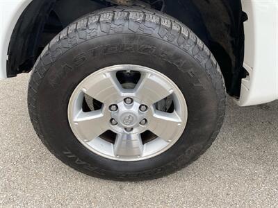 2012 Toyota Tacoma V6   - Photo 9 - Morgantown, WV 26505