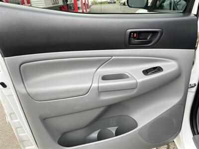 2012 Toyota Tacoma V6   - Photo 15 - Morgantown, WV 26505