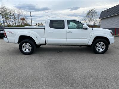 2012 Toyota Tacoma V6   - Photo 4 - Morgantown, WV 26505