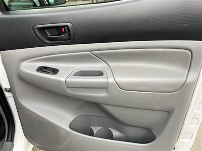 2012 Toyota Tacoma V6   - Photo 18 - Morgantown, WV 26505