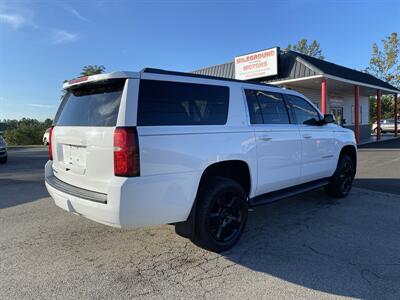 2018 Chevrolet Suburban LT - Photo 5 - Morgantown, WV 26505
