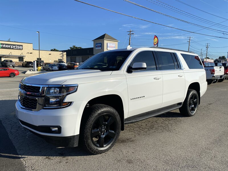 2018 Chevrolet Suburban LT  