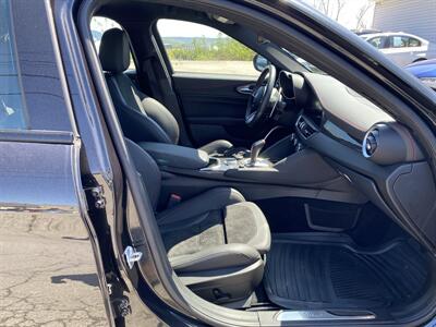 2020 Alfa Romeo Giulia Quadrifoglio - Photo 19 - Morgantown, WV 26505
