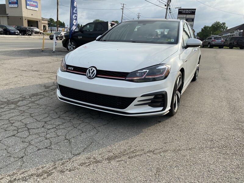 2018 Volkswagen Golf GTI SE   - Photo 1 - Morgantown, WV 26505