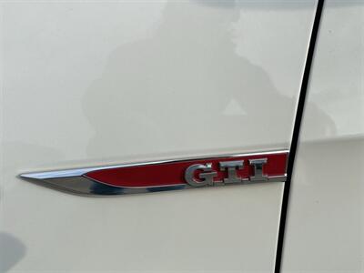 2018 Volkswagen Golf GTI SE   - Photo 9 - Morgantown, WV 26505