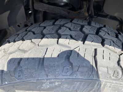 2015 Ford F-150 XLT FX4 - Photo 11 - Morgantown, WV 26505