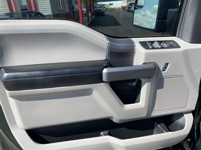 2015 Ford F-150 XLT FX4 - Photo 13 - Morgantown, WV 26505
