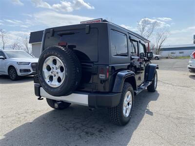 2015 Jeep Wrangler Unlimited Sahara   - Photo 5 - Morgantown, WV 26505