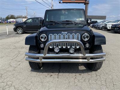 2015 Jeep Wrangler Unlimited Sahara   - Photo 2 - Morgantown, WV 26505