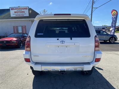 2004 Toyota 4Runner SR5 - Photo 6 - Morgantown, WV 26505