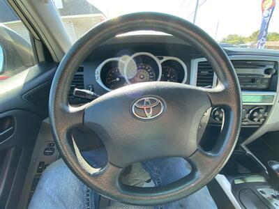 2004 Toyota 4Runner SR5 - Photo 27 - Morgantown, WV 26505
