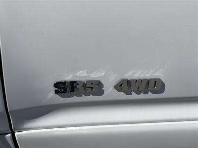 2004 Toyota 4Runner SR5 - Photo 9 - Morgantown, WV 26505