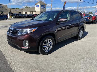2015 Kia Sorento LX   - Photo 1 - Morgantown, WV 26505