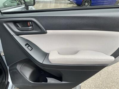2014 Subaru Forester 2.5i Premium   - Photo 18 - Morgantown, WV 26505